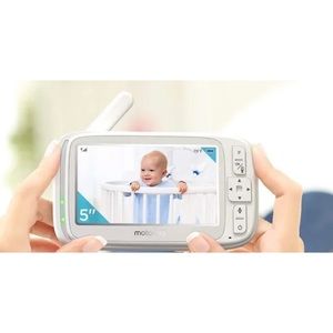 Motorola COMFORT75-2 5 inch Video Baby Monitor Camera